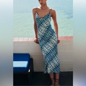 Zara Blue and White Tie-Dye Midi Dress